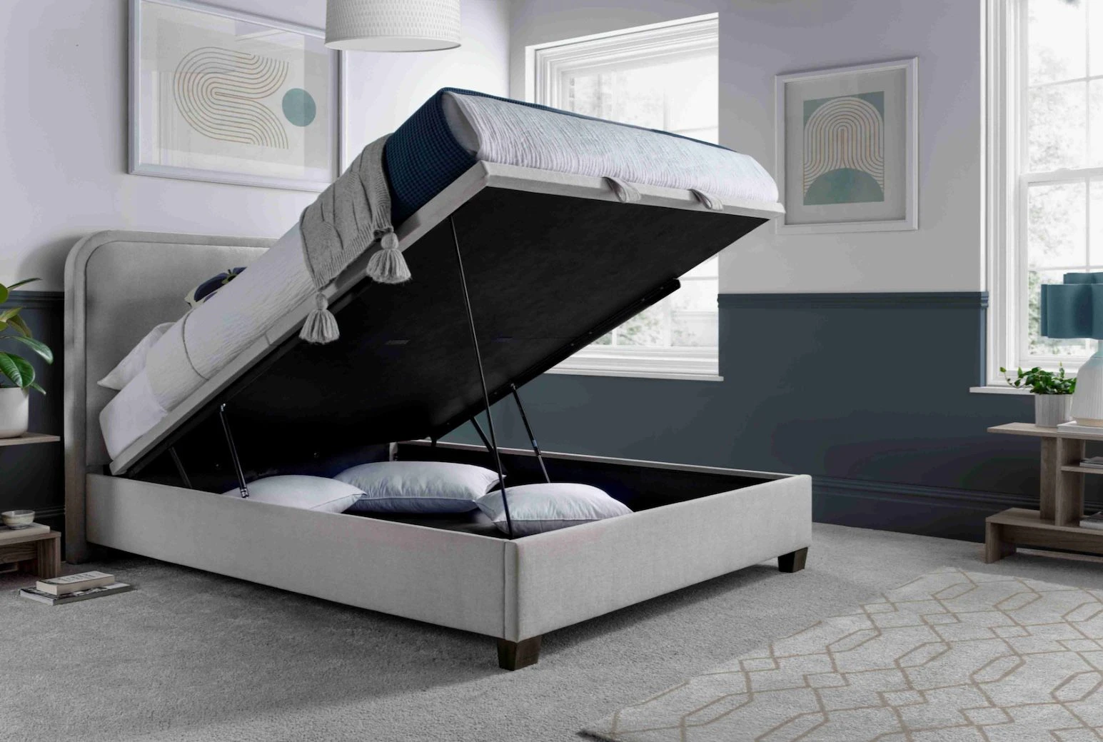 Kaydian Clifton Ottoman